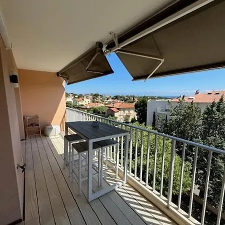 Apartament 2p Au Calme Avec Sa Vue Mer